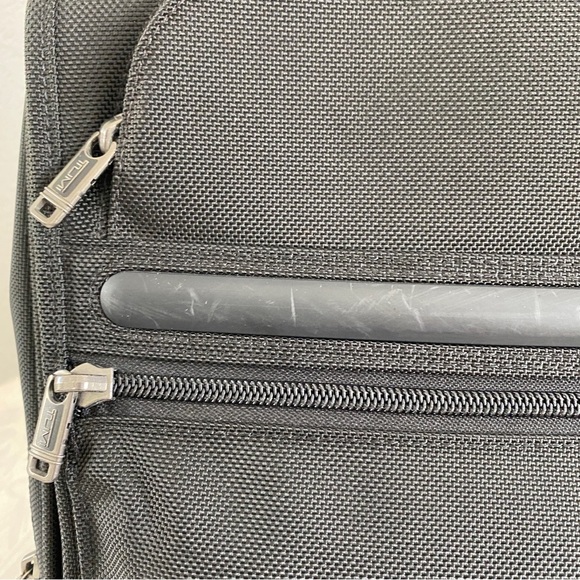 Tumi laptop bag - Picture 14 of 14